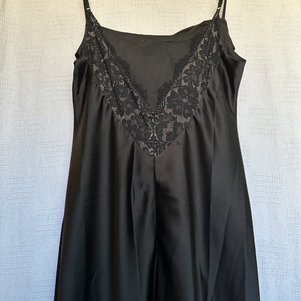 NWT AQUA long elegant cowl neckline with lace open back - Picture 5 of 8
